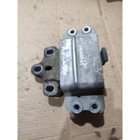 Подушка крепления кпп Volkswagen Passat B6 2007 3C0199555R