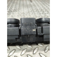 Кнопка аварийной сигнализации Mercedes C W203 2004 2038217279