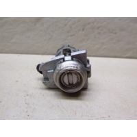 Вставка замка двери лев. Hyundai-Kia Ceed (2007 - 2012) 819701HA00