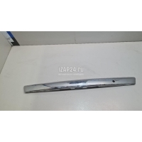 Накладка крышки багажника Nissan Tiida (C11) (2007 - 2014) 84810EM40A