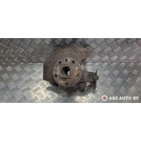 ступица передняя правая Volkswagen Transporter T4 1995
