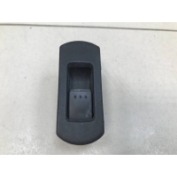 Кнопка стеклоподъемника Mazda 2005-2010 CC5166380A