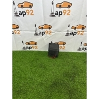 Блок предохранителей под капот Skoda Octavia A5 2008 1K0937125A