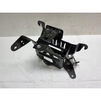MERCEDES W166 MOCOWANIE AKUMULATORA A1665400940