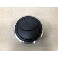 Решетка вентиляционная Renault Duster 2012> 687606395R