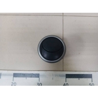 Решетка вентиляционная Mazda BT-50 2006-2012 UR5664730A02