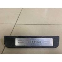 Накладка порога (внутренняя) Nissan Tiida C11 2007-2014 769B2EM00A