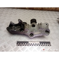 Кронштейн генератора Nissan Primastar 2004 8200357406,8200462166
