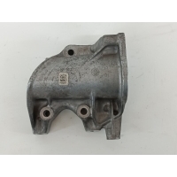 кронштейн Mercedes CLA C118 A6542200031