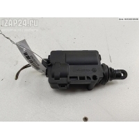Активатор (привод) замка багажника Opel Zafira A 2003 13118786
