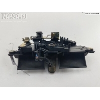 Ручка крышки (двери) багажника Audi A6 C5 (1997-2005) 2000 8D9827565H