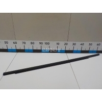 Накладка стекла переднего левого VAG Tiguan (2007 - 2011) 5N0837477A