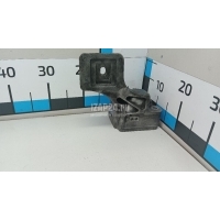 Кронштейн двигателя правый Land Rover Range Rover Sport (2005 - 2012) LR014104