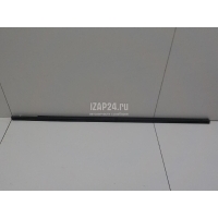 Накладка стекла переднего правого Land Rover Freelander 2 (2007 - 2014) LR001687