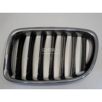 Решетка радиатора левая BMW X1 E84 (2009 - 2015) 51112993307