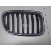 Решетка радиатора правая BMW X1 E84 (2009 - 2015) 51112993308
