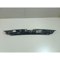 Накладка крышки багажника Ford Fiesta (2008 - 2019) 1873160