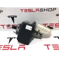 электрический усилитель тормозов Tesla Model S 2016 1037123-00-B