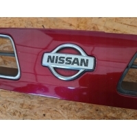 Решётка решетка радиатора бампера передняя 623103f nissan primera p10