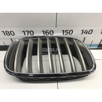 Решетка радиатора правая BMW X6 E71 (2008 - 2014) 51137171396