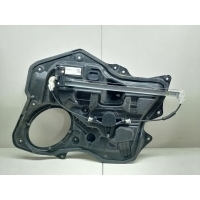 стеклоподъемник электрический задний правый Mazda 3 BL 2009