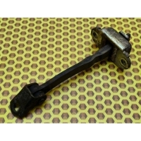 Ограничитель двери Nissan Qashqai J10 2008 82430JD000