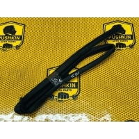 Уплотнитель стекла двери Nissan Qashqai J10 2008 82331JD00A