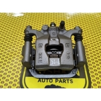 Суппорт тормозной Nissan Juke F15 2014 440011KD0A