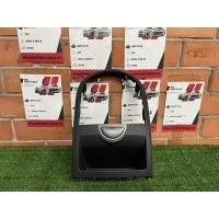 Рамка магнитолы Kia Soul 1 847402K000
