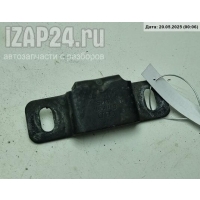 Кронштейн крепления Volkswagen Passat B5+ (GP) 2004 4d0260427