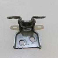 Петля двери Renault Sandero (2009 - 2014) 6001546883