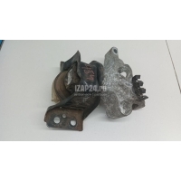 Опора двигателя правая Renault Sandero (2009 - 2014) 112103095R
