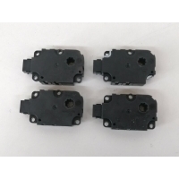 Моторчик заслонки отопителя Mercedes CLA C118 A0999063502