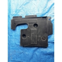 Крышка шасси правый 51876105 fiat 500 3d
