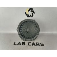 Динамик Audi a6 c6 2005 4F0035415