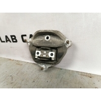 опора кпп Audi a4 b8 2009 8K0399151