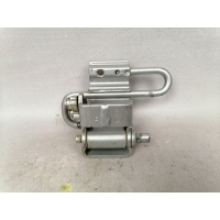 Петля двери Audi a6 c6 2006 8E0833411