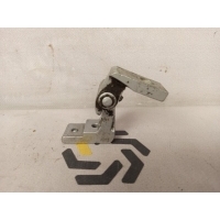 Петля двери Audi a6 c6 2006 8e0831402b