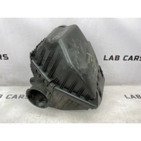 Корпус воздушного фильтра BMW 5 e61 2004 13717521030