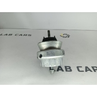 Подушка двигателя Audi a6 c6 2006 4f0199379с