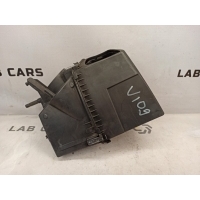 Корпус воздушного фильтра Audi a6 c6 2011 4F0133835