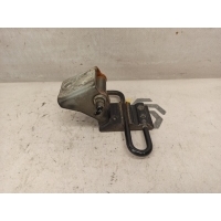 Петля двери Audi a6 c6 2011 8E0833411b