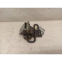 Петля двери Audi a6 c6 2011 8E0833412e