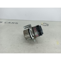 Насос помпа водяная Audi a6 c6 2006 06A121031C