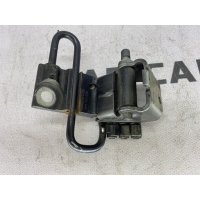 Петля двери audi a6 c6 2006 8e0831411b
