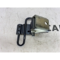 Петля двери audi a6 c6 2006 8e0831412