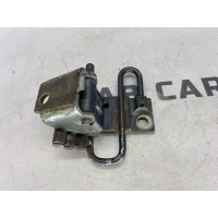 Петля двери Audi a6 c6 2006 8E0831412E