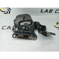 Кронштейн вакуумного резервуара Audi a4 b8 2009 03g131133d