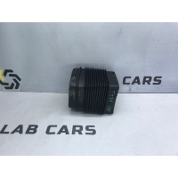 Патрубок воздушного фильтра Audi a6 c6 2007 4f0129740c