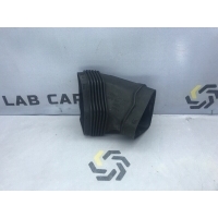 Патрубок воздушного фильтра Audi a6 c6 2006 4f0129739b